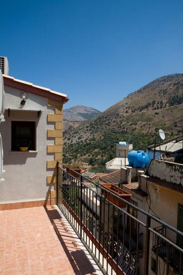 Case Vacanza Cipriano - Apt Patrizia Torretta  Esterno foto